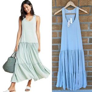 Sundry Women's Sleeveless Tiered Maxi Dress medium